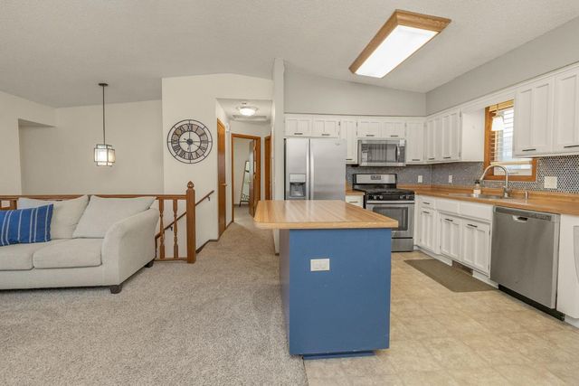 5973 126th Street W, Apple Valley, MN 55124