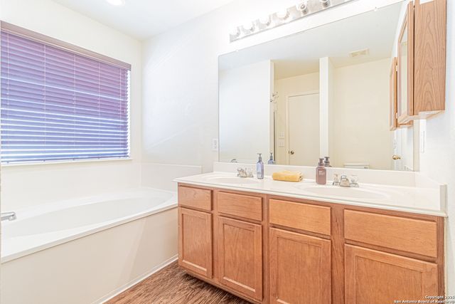 2603 Thunder Gulch, San Antonio, TX 78245