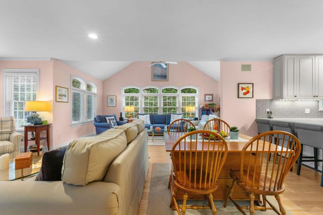 13 Hayfield Road, East Dennis, MA 02641