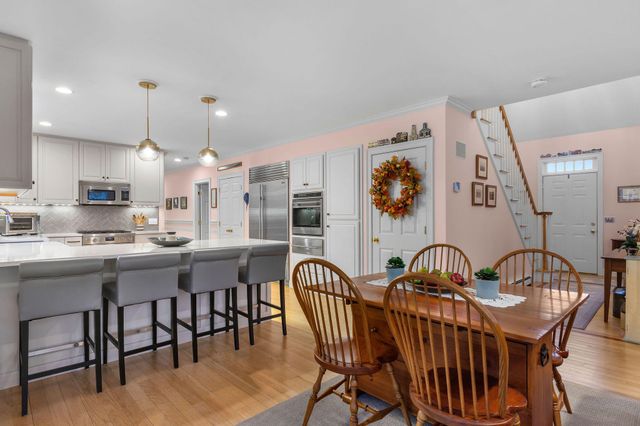 13 Hayfield Road, East Dennis, MA 02641