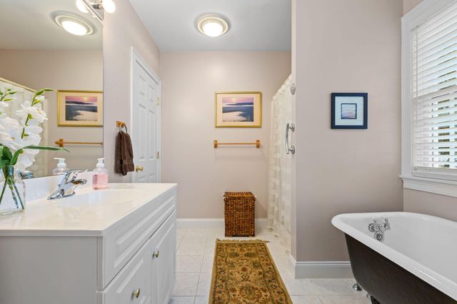 13 Hayfield Road, East Dennis, MA 02641