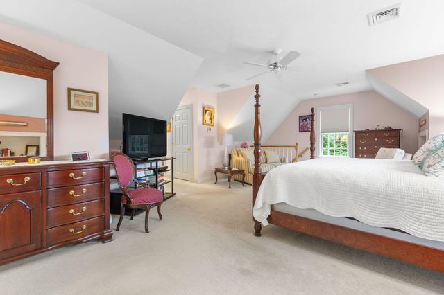 13 Hayfield Road, East Dennis, MA 02641