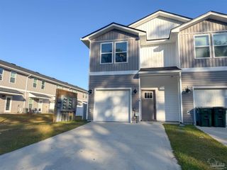 710 Giese Ln A, Pensacola, FL 32506