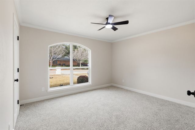 532 Indian Creek Drive, Roanoke, TX 76262