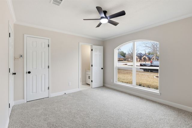 532 Indian Creek Drive, Roanoke, TX 76262