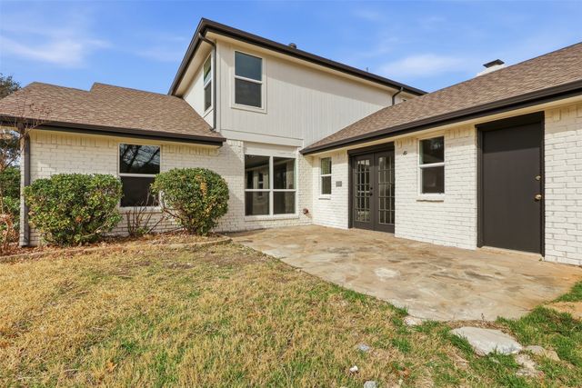 532 Indian Creek Drive, Roanoke, TX 76262