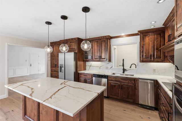 532 Indian Creek Drive, Roanoke, TX 76262