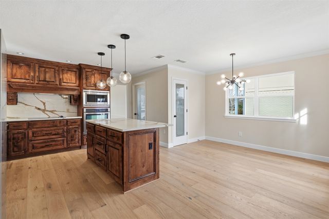 532 Indian Creek Drive, Roanoke, TX 76262