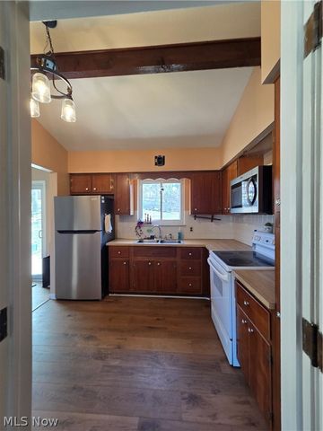 8137 State Road, North Royalton, OH 44133