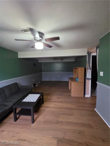 8137 State Road, North Royalton, OH 44133