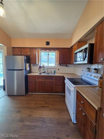 8137 State Road, North Royalton, OH 44133