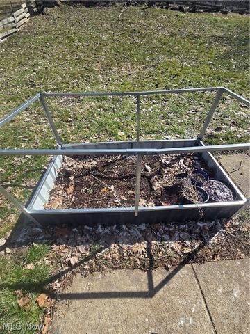 8137 State Road, North Royalton, OH 44133