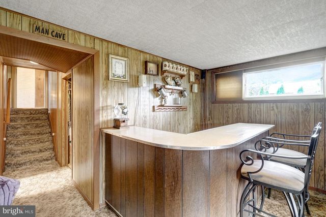 6014 HIBBLING AVE, Springfield, VA 22150