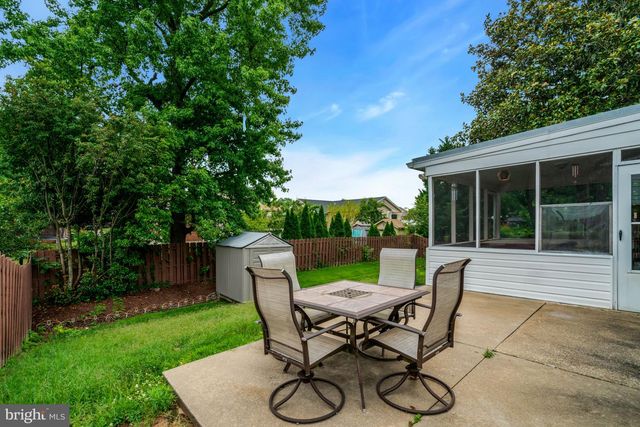 6014 HIBBLING AVE, Springfield, VA 22150