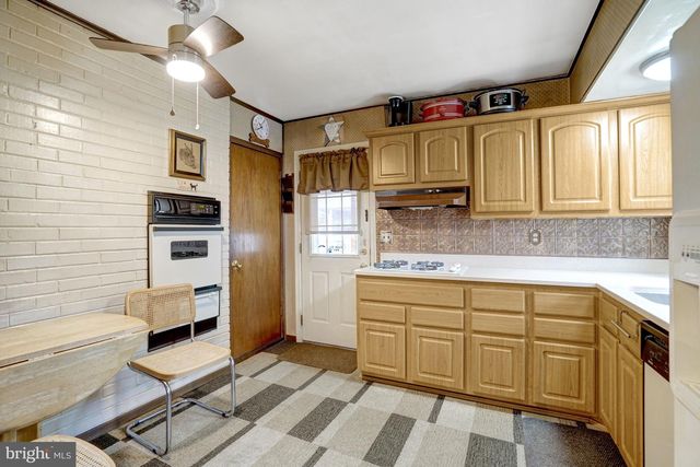 6014 HIBBLING AVE, Springfield, VA 22150