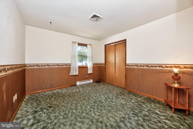 10 FULTON AVE, Telford, PA 18969