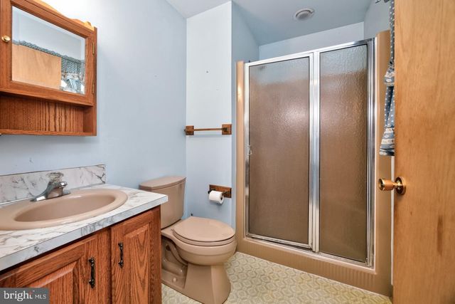 10 FULTON AVE, Telford, PA 18969