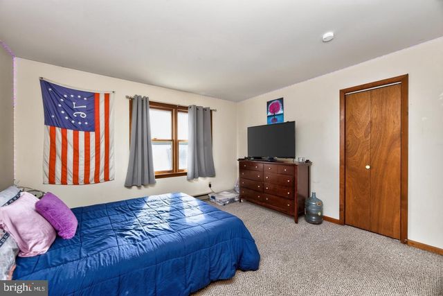 10 FULTON AVE, Telford, PA 18969
