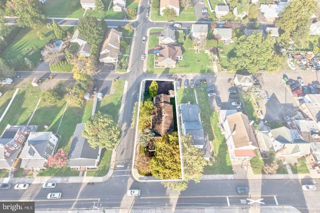 10 FULTON AVE, Telford, PA 18969
