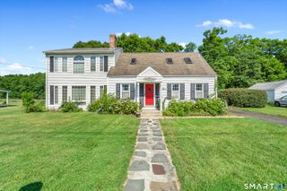 12 Sunnieside Drive, East Lyme, CT 06357