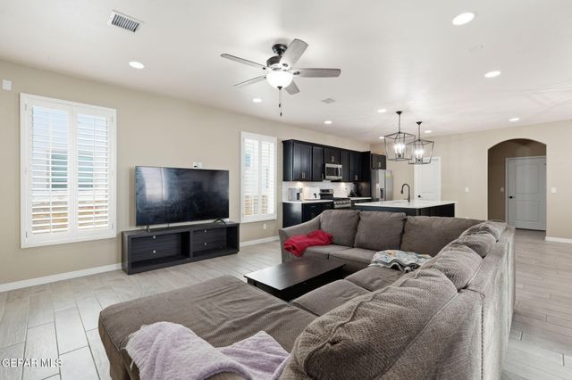 14695 PEBBLE HILLS Boulevard, El Paso, TX 79938