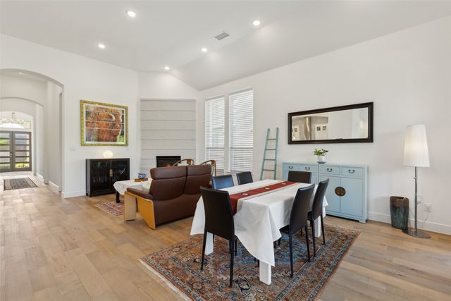 808 Bluestem Drive, Aubrey, TX 76227