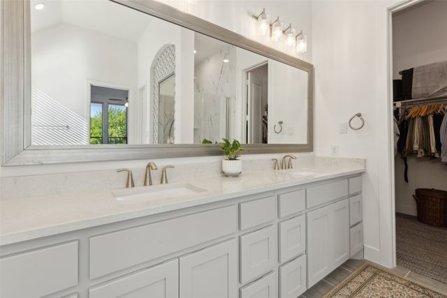 808 Bluestem Drive, Aubrey, TX 76227