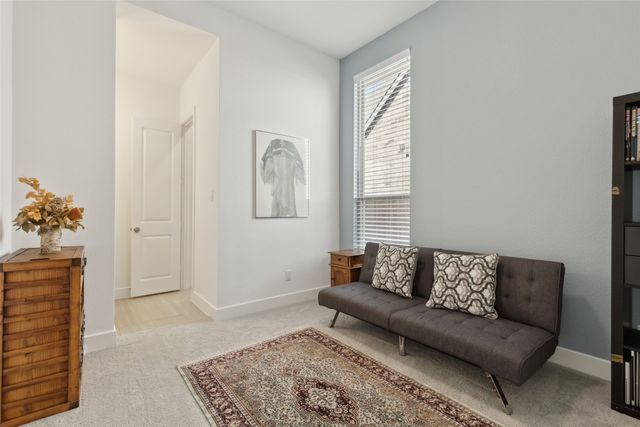 808 Bluestem Drive, Aubrey, TX 76227