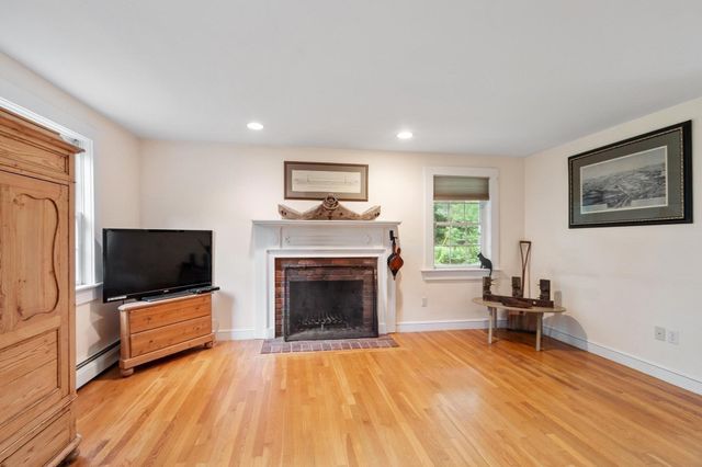 165 Old Stow Road, Concord, MA 01742
