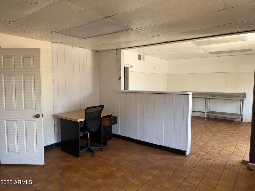 6018 W Glendale Avenue, Glendale, AZ 85301 — photo 4