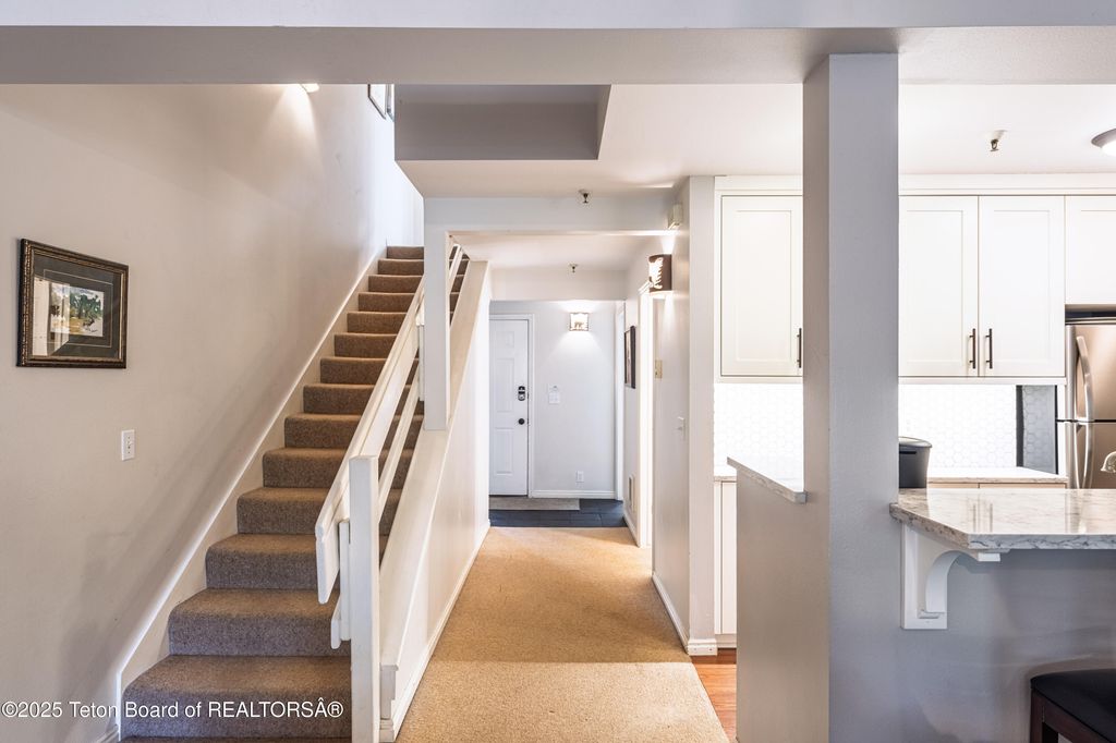 3946 S LAKE CREEK Drive A6, Wilson, WY 83014 photo 16