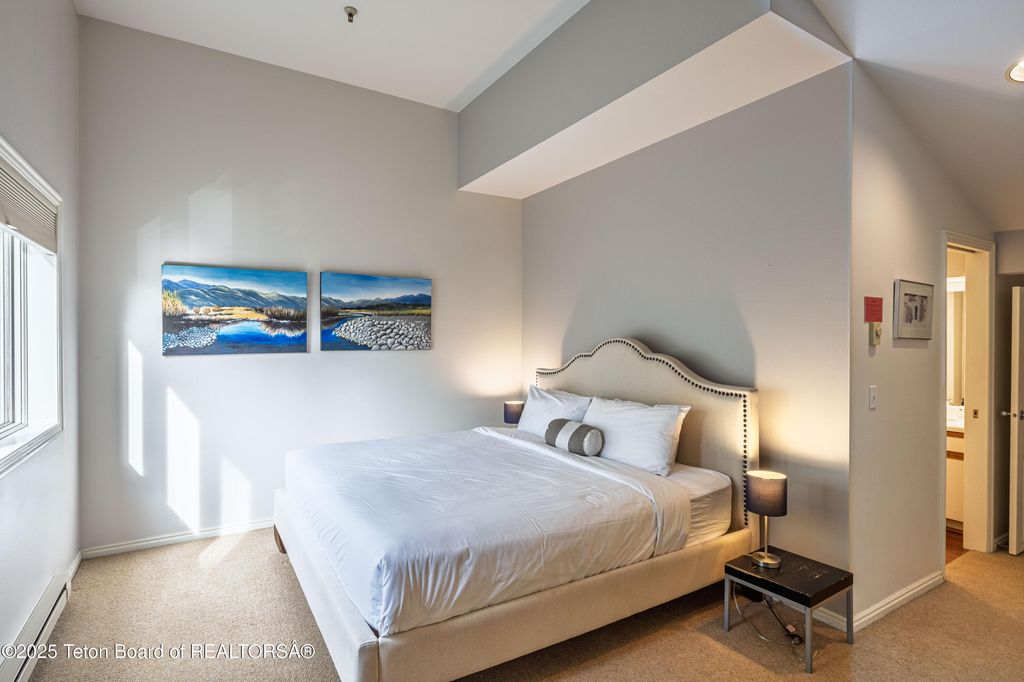 3946 S LAKE CREEK Drive A6, Wilson, WY 83014 photo 17