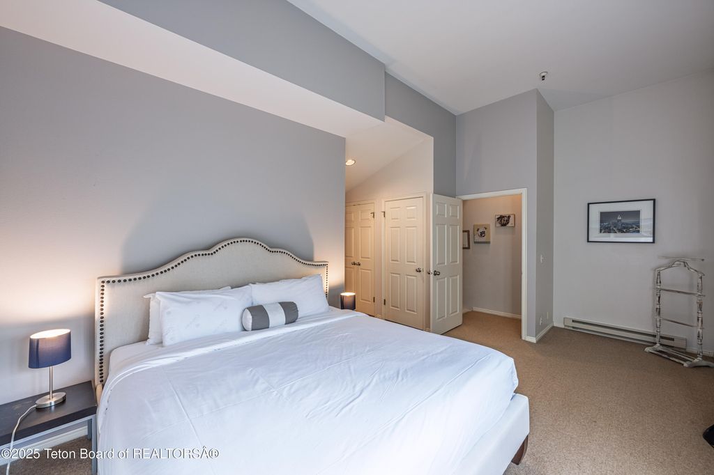 3946 S LAKE CREEK Drive A6, Wilson, WY 83014 photo 19