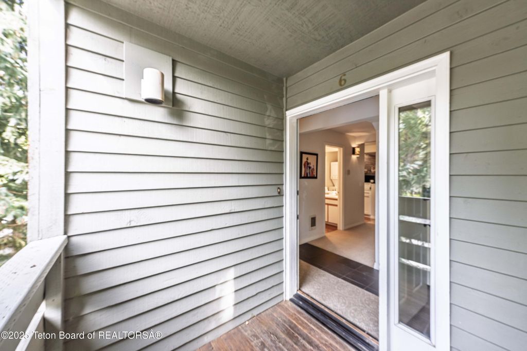 3946 S LAKE CREEK Drive A6, Wilson, WY 83014 photo 23