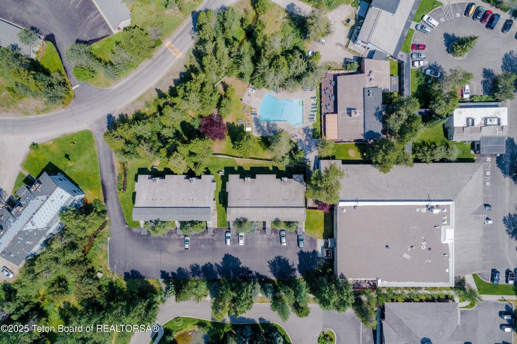 3946 S LAKE CREEK Drive A6, Wilson, WY 83014 photo 25