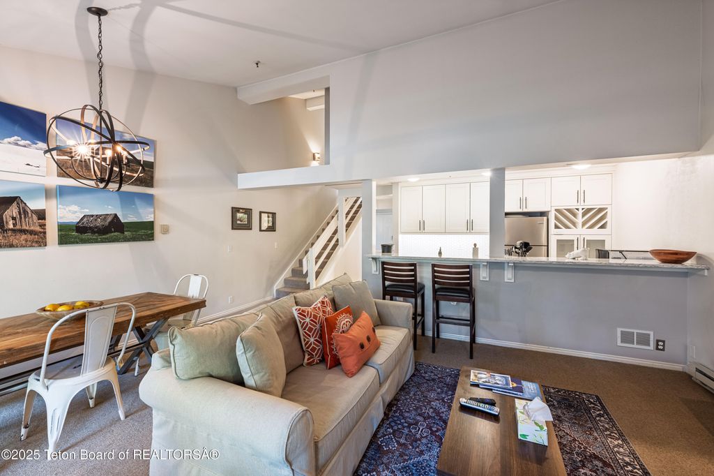 3946 S LAKE CREEK Drive A6, Wilson, WY 83014 photo 5