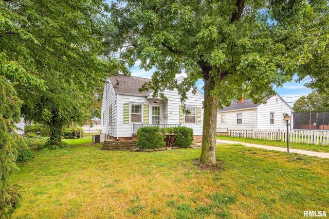 706 N ASHLAND Avenue, West Peoria, IL 61604