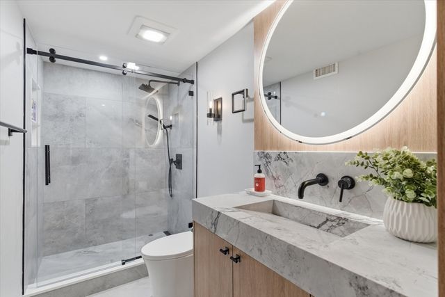 39 Peartree Dr, Westwood, MA 02090