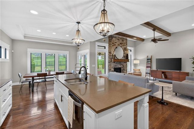 1309 NE Brandywine Drive, Lee's Summit, MO 64064