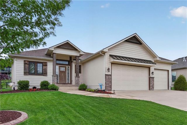 1309 NE Brandywine Drive, Lee's Summit, MO 64064