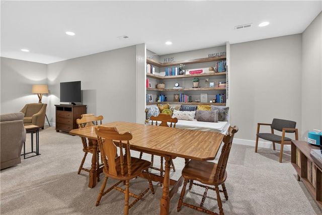 1309 NE Brandywine Drive, Lee's Summit, MO 64064