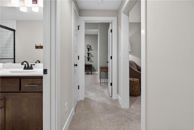 1309 NE Brandywine Drive, Lee's Summit, MO 64064