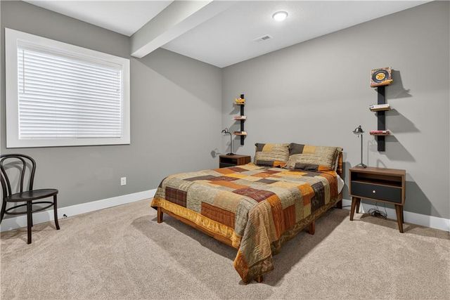 1309 NE Brandywine Drive, Lee's Summit, MO 64064