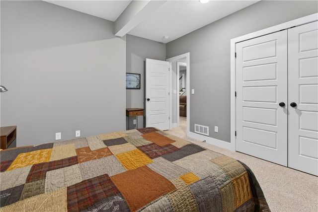 1309 NE Brandywine Drive, Lee's Summit, MO 64064