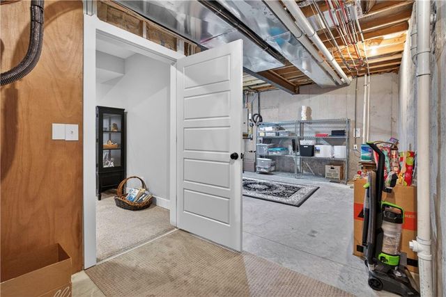 1309 NE Brandywine Drive, Lee's Summit, MO 64064