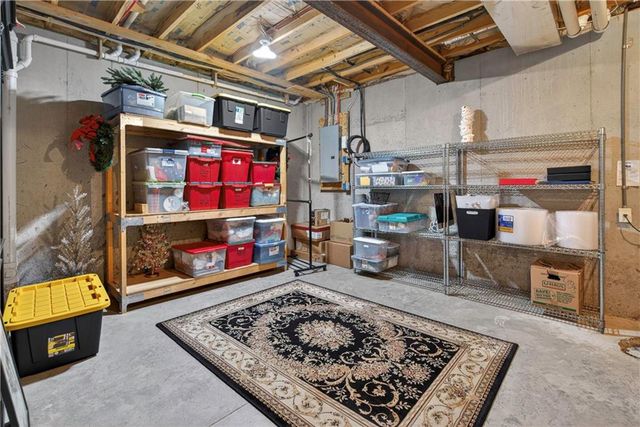 1309 NE Brandywine Drive, Lee's Summit, MO 64064