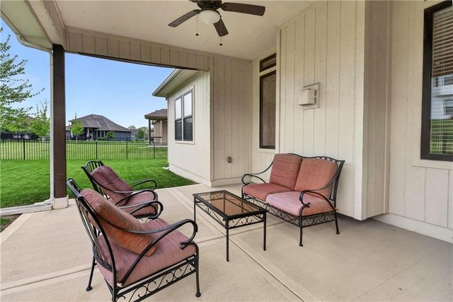 1309 NE Brandywine Drive, Lee's Summit, MO 64064