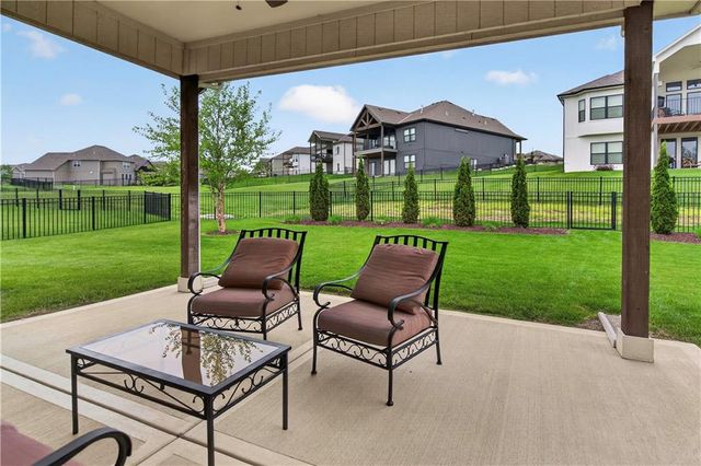 1309 NE Brandywine Drive, Lee's Summit, MO 64064