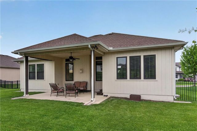 1309 NE Brandywine Drive, Lee's Summit, MO 64064