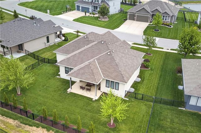 1309 NE Brandywine Drive, Lee's Summit, MO 64064